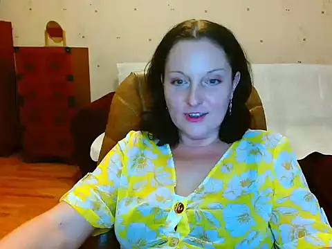 Snapshot of Alice3694 chatting on December 24, 2024, 3:05 pm Alice3694 online show from December 24, 2024, 3:05 pm