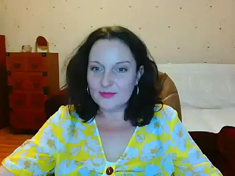 Snapshot of Alice3694 chatting on December 30, 2024, 1:14 pm Alice3694 online show from December 30, 2024, 1:14 pm