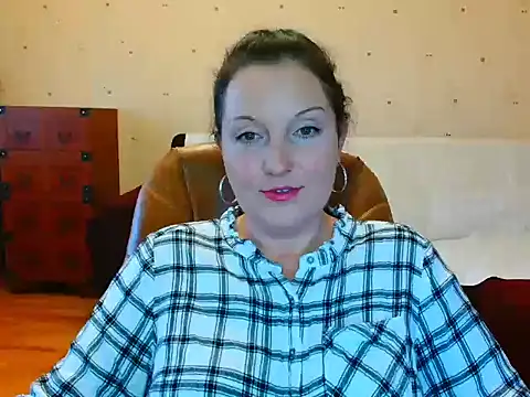 Snapshot of Alice3694 chatting on January 16, 2025, 10:21 am Alice3694 online show from January 16, 2025, 10:21 am