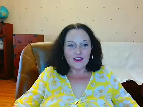 Snapshot of Alice3694 chatting on January 17, 2025, 10:44 am Alice3694 online show from January 17, 2025, 10:44 am