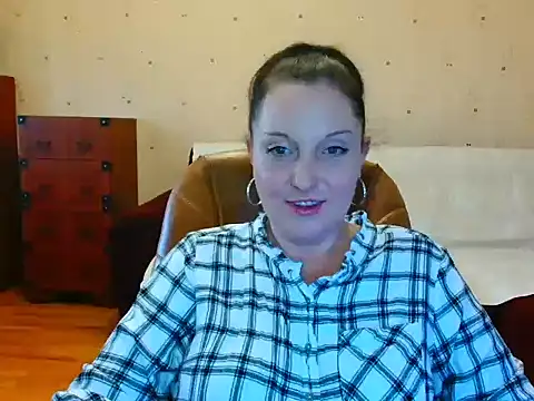 Snapshot of Alice3694 chatting on January 20, 2025, 12:49 pm Alice3694 online show from January 20, 2025, 12:49 pm