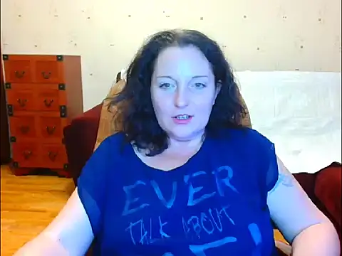 Snapshot of Alice3694 chatting on January 24, 2025, 5:11 pm Alice3694 online show from January 24, 2025, 5:11 pm