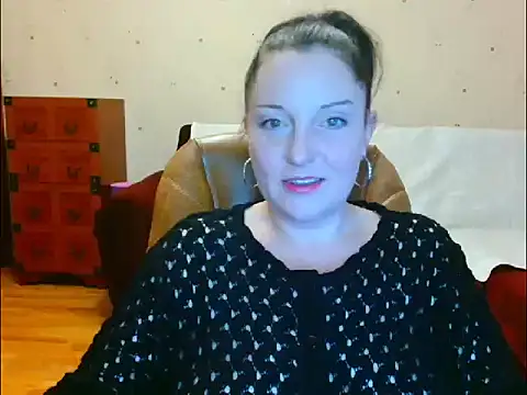 Snapshot of Alice3694 chatting on January 27, 2025, 4:30 am Alice3694 online show from January 27, 2025, 4:30 am