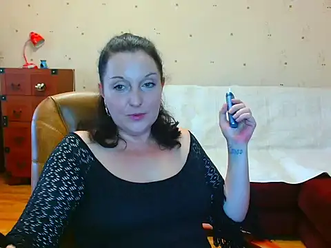 Snapshot of Alice3694 chatting on February 22, 2025, 2:19 pm Alice3694 online show from February 22, 2025, 2:19 pm