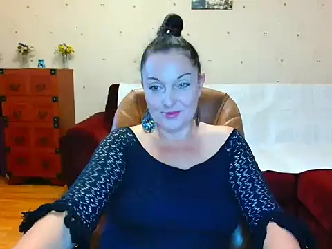 Snapshot of Alice3694 chatting on September 21, 2025, 4:14 am Alice3694 online show from September 21, 2025, 4:14 am