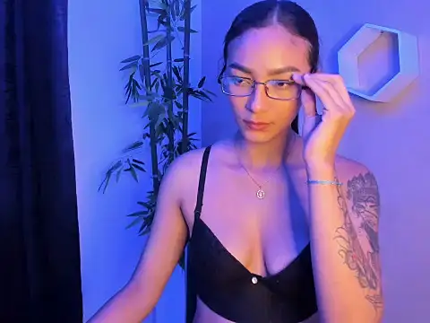 Snapshot of ASIAM_BRUNET chatting on May 4, 2026, 11:56 pm ASIAM BRUNET online show from May 4, 2026, 11:56 pm