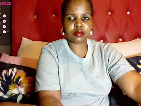 Honeybae82x online show from March 12, 2025, 10:28 pm