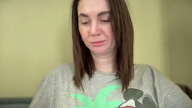 EvilDemon94 online show from February 26, 2025, 1:19 pm