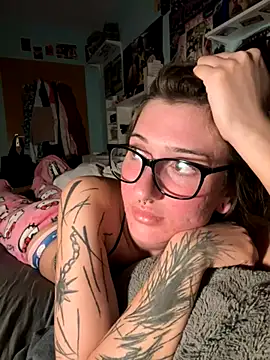 SonjaPrivat69  online show from September 26, 2025, 7:18 pm