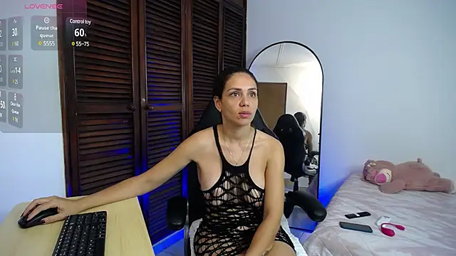 karoll marquez online show from January 13, 2025, 4:41 pm