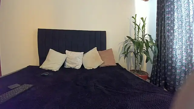Snapshot of ChloeTurner_ chatting on December 25, 2024, 12:58 pm ChloeTurner online show from December 25, 2024, 12:58 pm