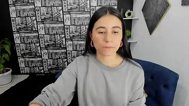 Snapshot of ChloeTurner_ chatting on March 18, 2025, 5:53 pm ChloeTurner online show from March 18, 2025, 5:53 pm