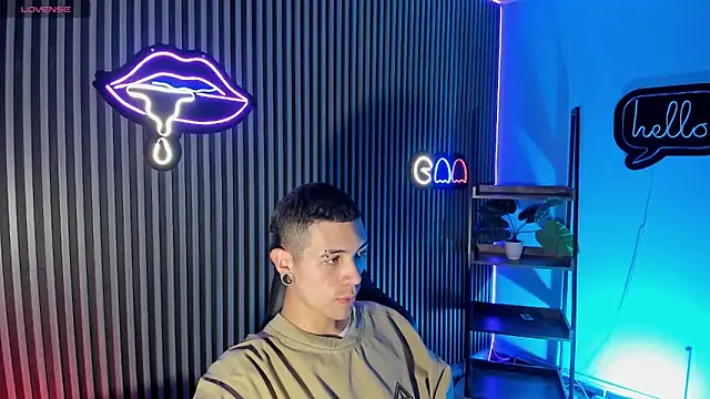 Jefer rick  online show from November 28, 2025, 12:19 pm