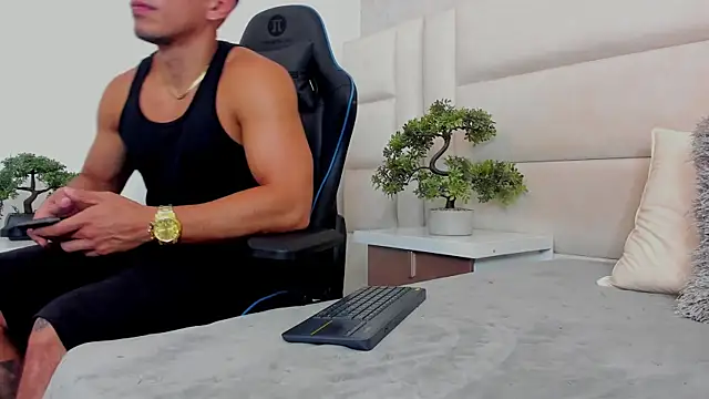 Snapshot of marc_ginale chatting on September 18, 2025, 2:57 am marc ginale online show from September 18, 2025, 2:57 am