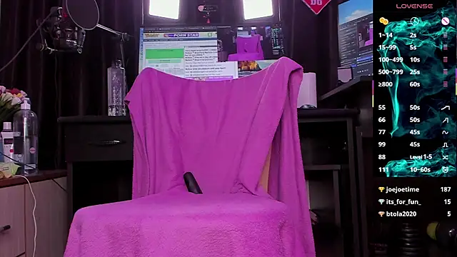 Raissa sky26 online show from March 17, 2025, 7:02 am