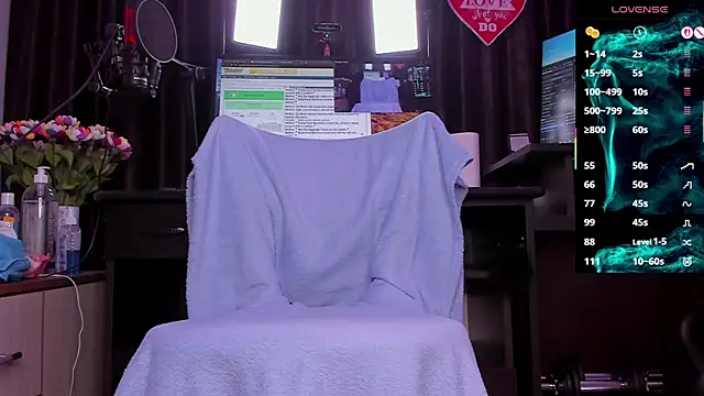 Raissa sky26 online show from September 22, 2025, 2:46 am