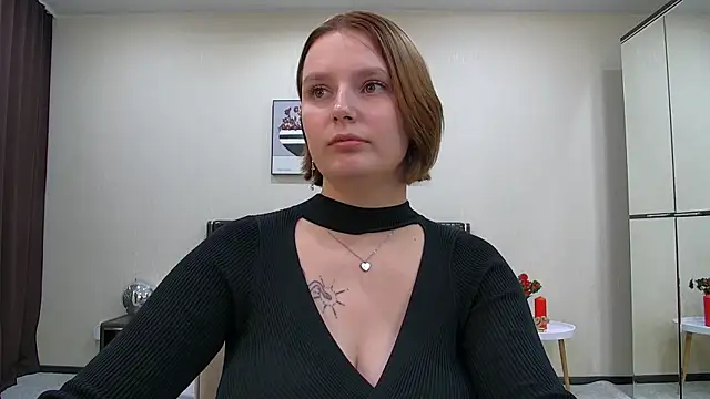 DianeMills online show from January 16, 2025, 1:16 am