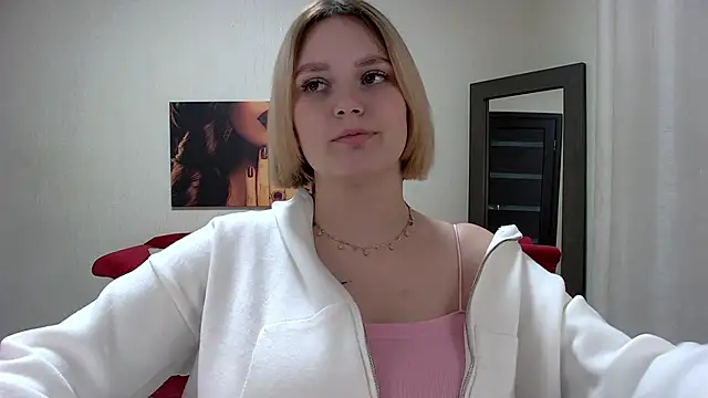 DianeMills online show from March 23, 2025, 12:58 am