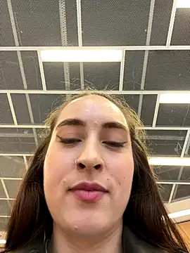 Holly Play online show from September 10, 2025, 11:10 am