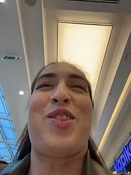 Holly Play online show from October 16, 2025, 9:10 am