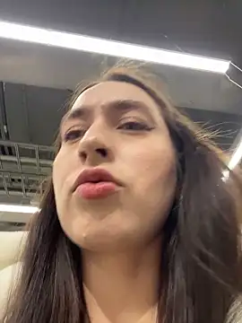 Holly Play online show from February 16, 2026, 10:11 am