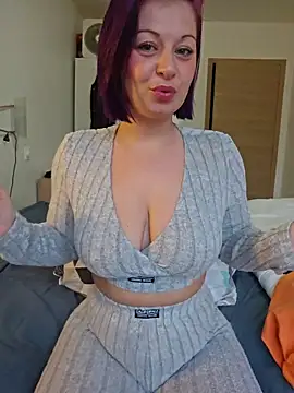 Chaudesquirt online show from February 23, 2026, 7:17 am