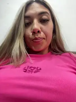 Iris lee online show from February 14, 2025, 10:14 pm