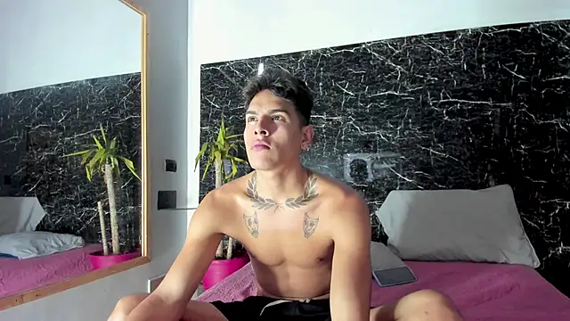 Couplehot  1 online show from December 6, 2024, 3:30 am