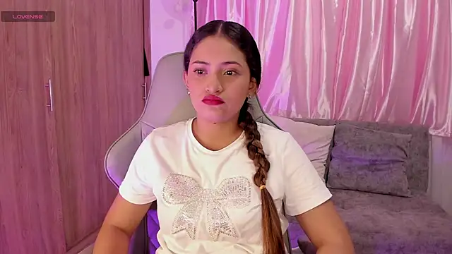 Snapshot of Isa_squirt1 chatting on September 12, 2025, 2:11 am Isa squirt1 online show from September 12, 2025, 2:11 am