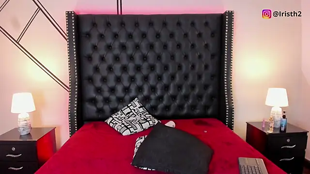 Iris Thompson  online show from March 18, 2025, 11:42 pm