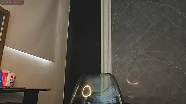 YummyDuooo online show from October 11, 2025, 5:22 pm