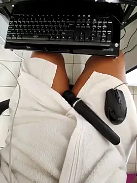 Drippincaty online show from January 9, 2025, 12:52 pm