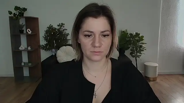 MariaSttone online show from February 10, 2025, 2:59 pm