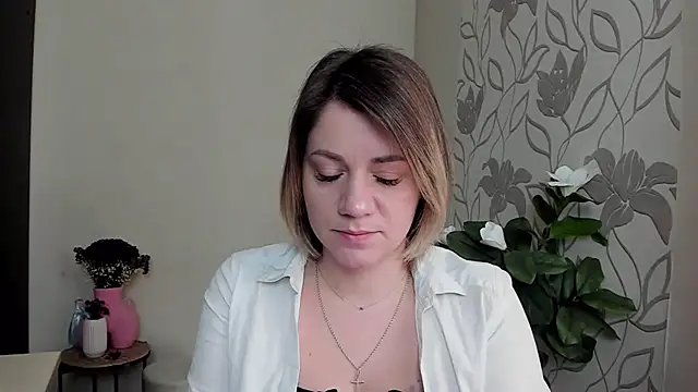 MariaSttone online show from February 25, 2025, 11:41 am