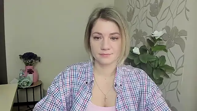 MariaSttone online show from March 19, 2025, 10:11 am