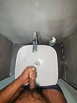 Snapshot of rahulGJ03 chatting on December 22, 2024, 7:11 am rahulGJ03 online show from December 22, 2024, 7:11 am