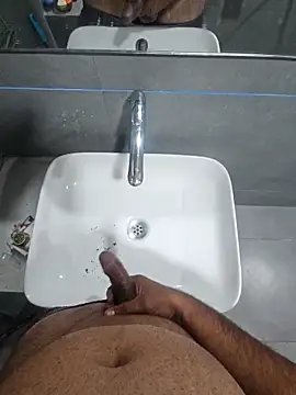 Snapshot of rahulGJ03 chatting on December 21, 2025, 6:42 am rahulGJ03 online show from December 21, 2025, 6:42 am