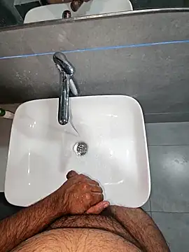 Snapshot of rahulGJ03 chatting on February 17, 2026, 10:38 pm rahulGJ03 online show from February 17, 2026, 10:38 pm