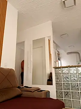 Guihenrick online show from March 4, 2026, 7:42 pm