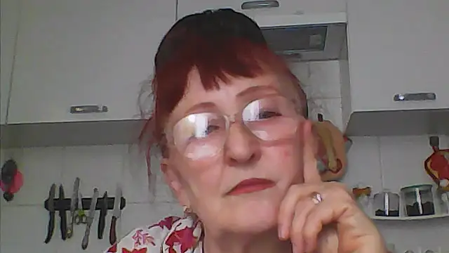 Snapshot of TanyaSweet634 chatting on May 13, 2026, 4:21 am TanyaSweet634 online show from May 13, 2026, 4:21 am