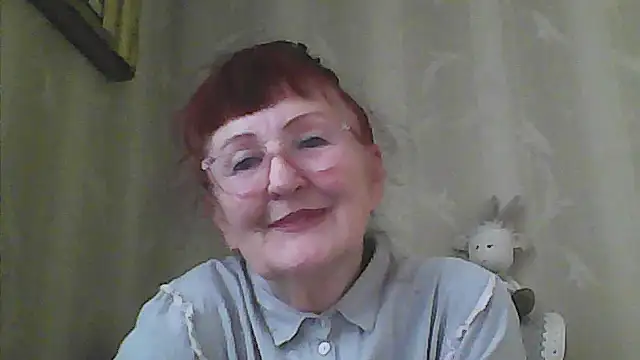 Snapshot of TanyaSweet634 chatting on May 20, 2026, 5:35 am TanyaSweet634 online show from May 20, 2026, 5:35 am