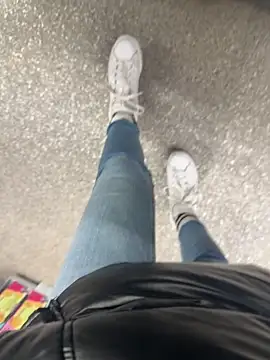 FeetVibe online show from November 20, 2025, 7:19 am