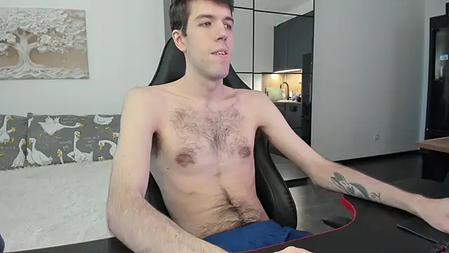 White Dylan online show from April 10, 2026, 4:50 am