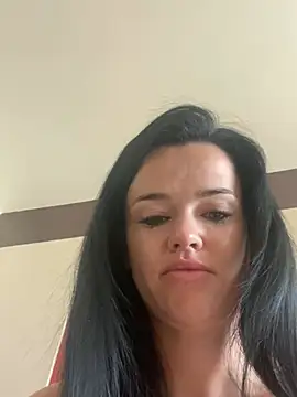 English-Chloe96 online show from February 5, 2025, 3:45 am