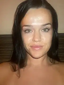 English-Chloe96 online show from February 19, 2025, 3:50 am