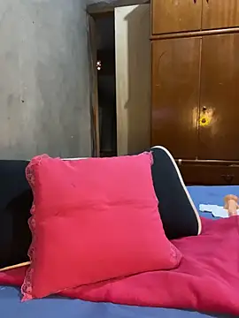 RuivaRaposinha online show from January 25, 2025, 10:07 pm