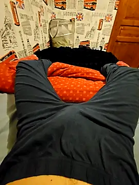 Azerty0911 online show from November 27, 2025, 8:11 pm