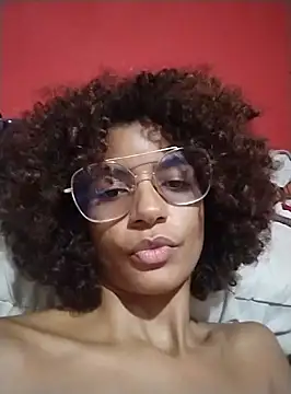 Snapshot of Emanuelle_manu chatting on January 14, 2025, 3:11 am Emanuelle manu online show from January 14, 2025, 3:11 am