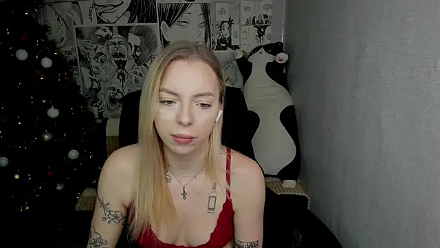 Martha Cameron online show from December 18, 2024, 11:08 pm