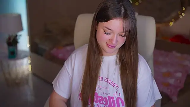 DonnaLustt online show from February 23, 2026, 8:17 pm